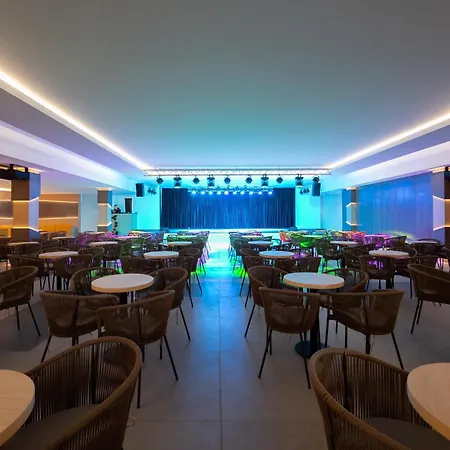 Hotel Club Cala Romani-2