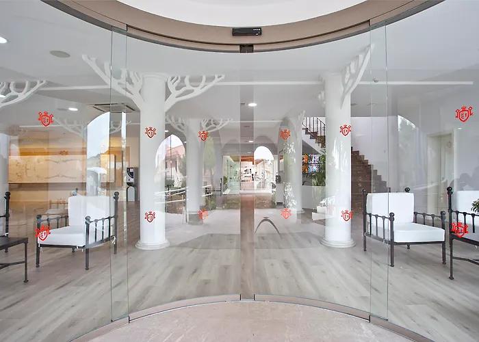 Hyb EurocalasAparthotel